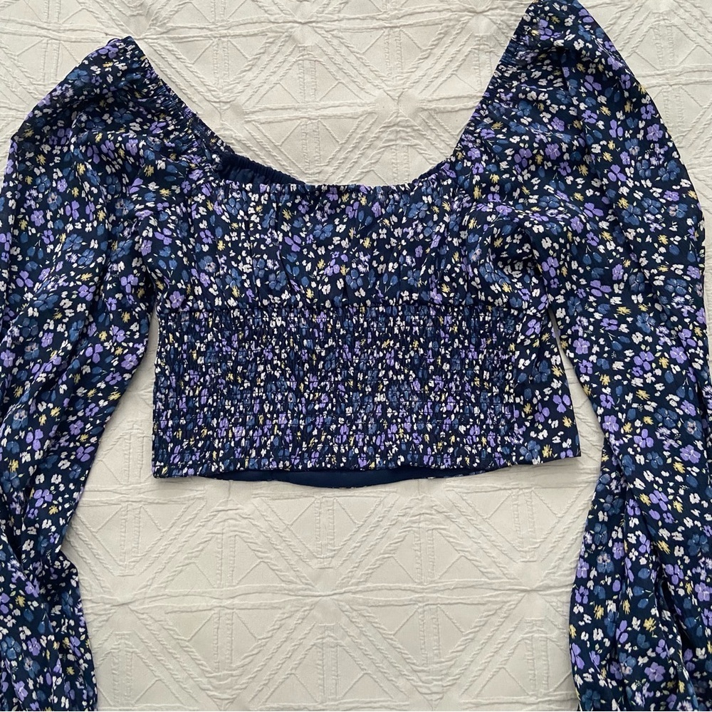 Dynamite Blue Floral Cropped Square Neck Blouse - Picture 8 of 12